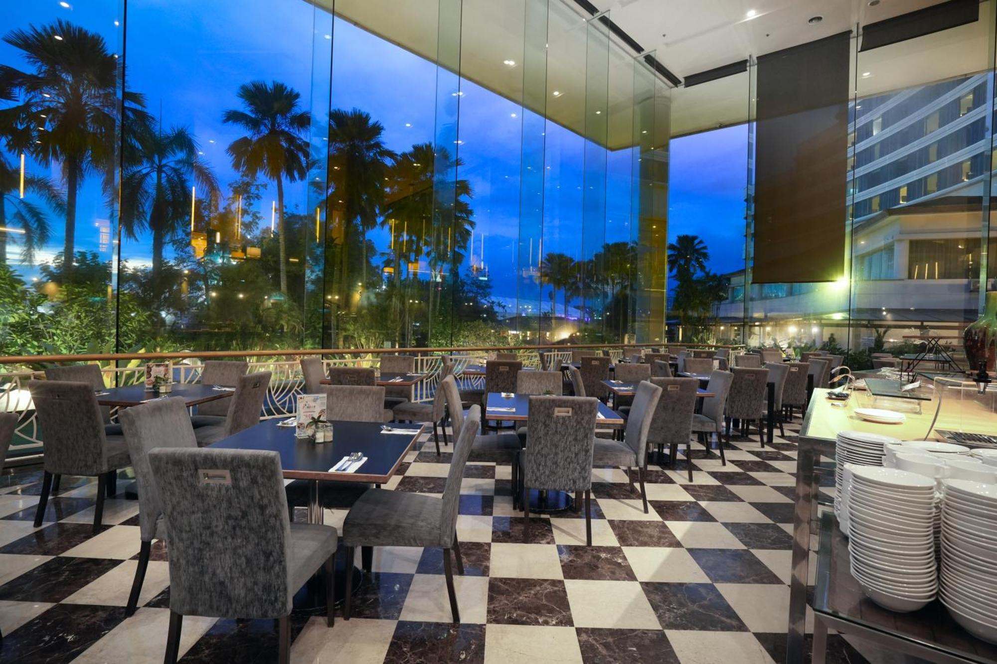 Thistle ג'והור בהרו מראה חיצוני תמונה The Terrace